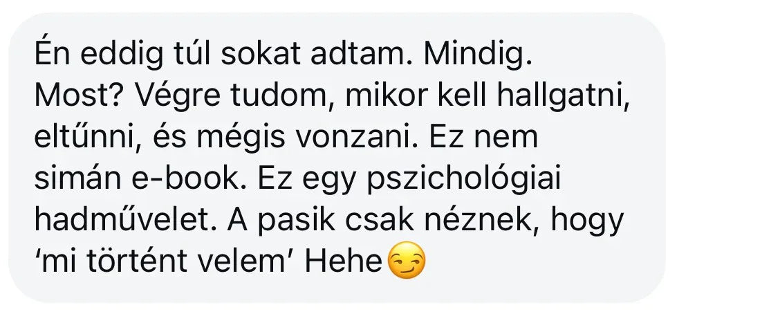 Pozitív vásárlói vélemény a Benned rejlő erő pszichológiai e-bookról, chat buborékban.