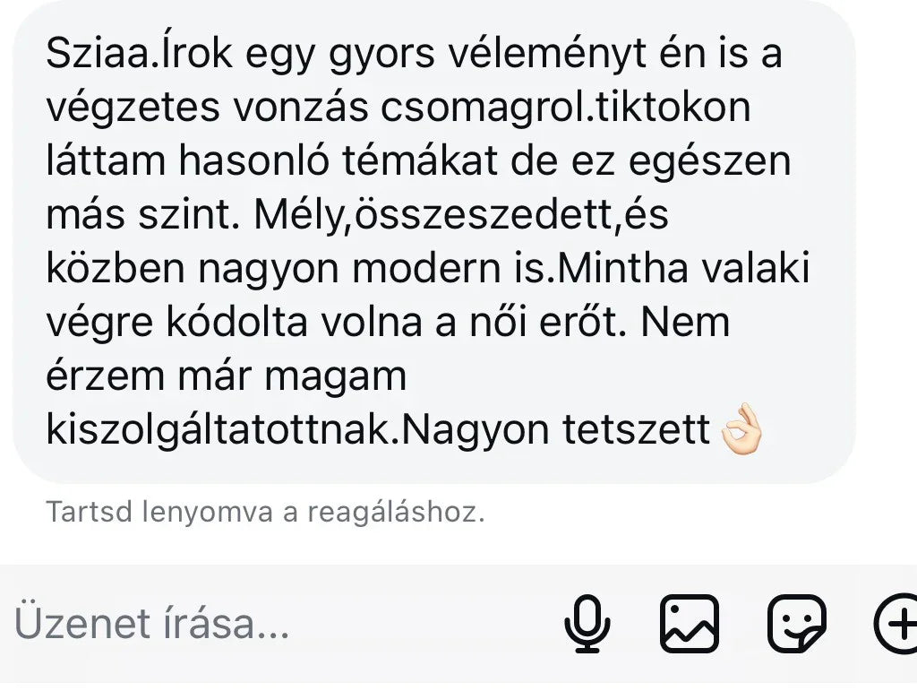 Pozitív vásárlói vélemény Benned rejlő erő csomagról, modern üzenet, fehér háttér